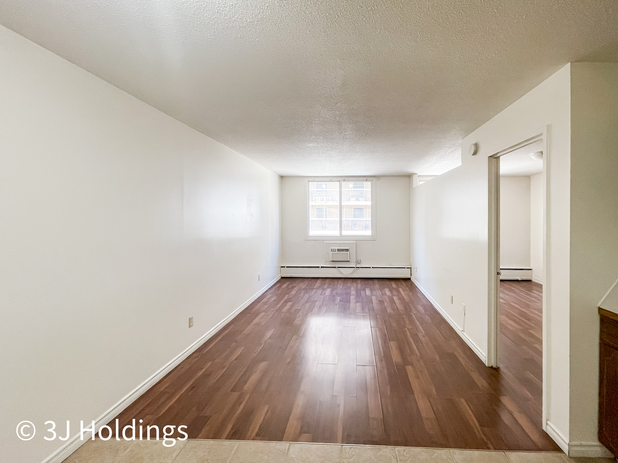 2250 Rose St.-306