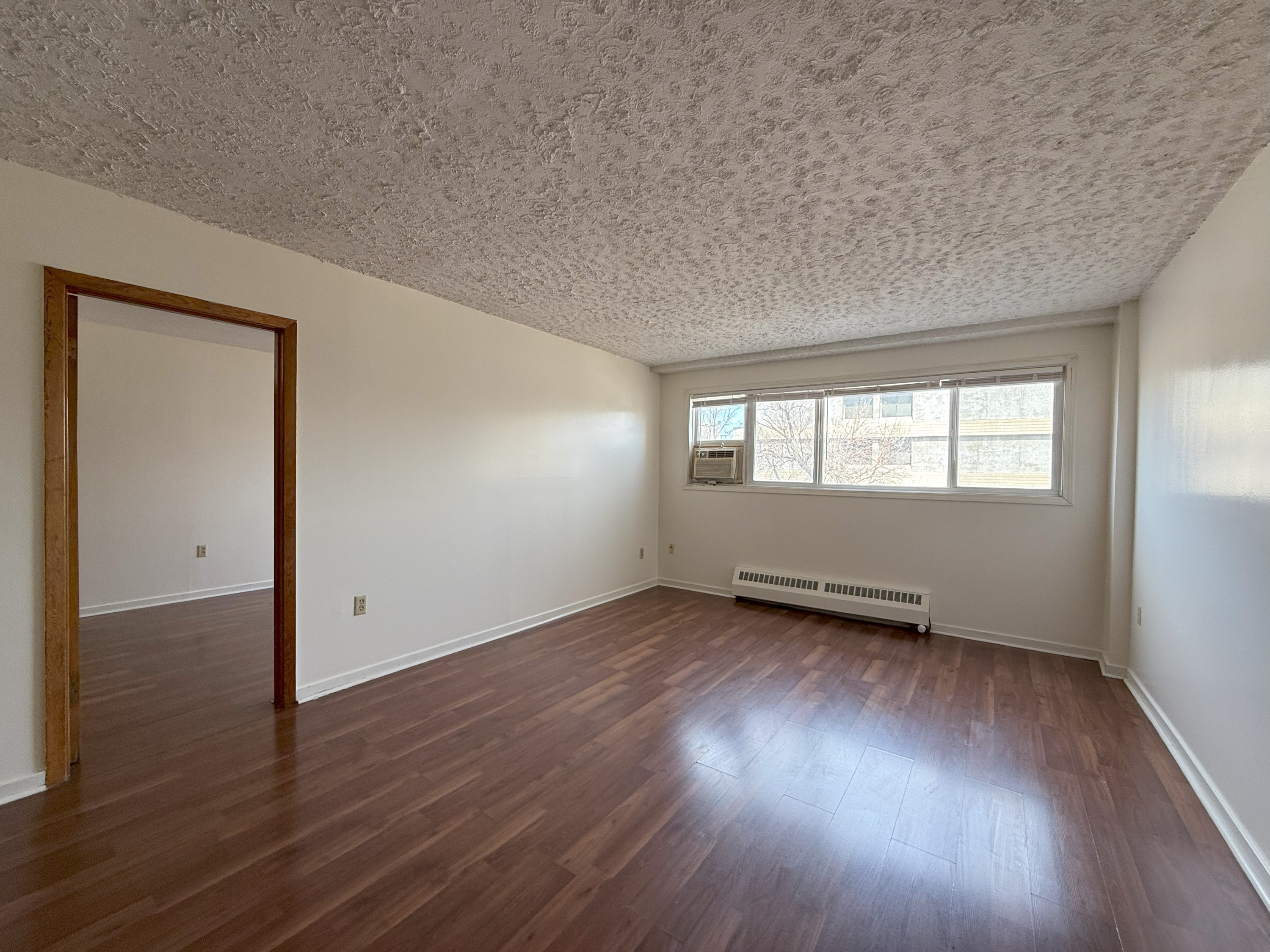 2249 Cornwall St.-36